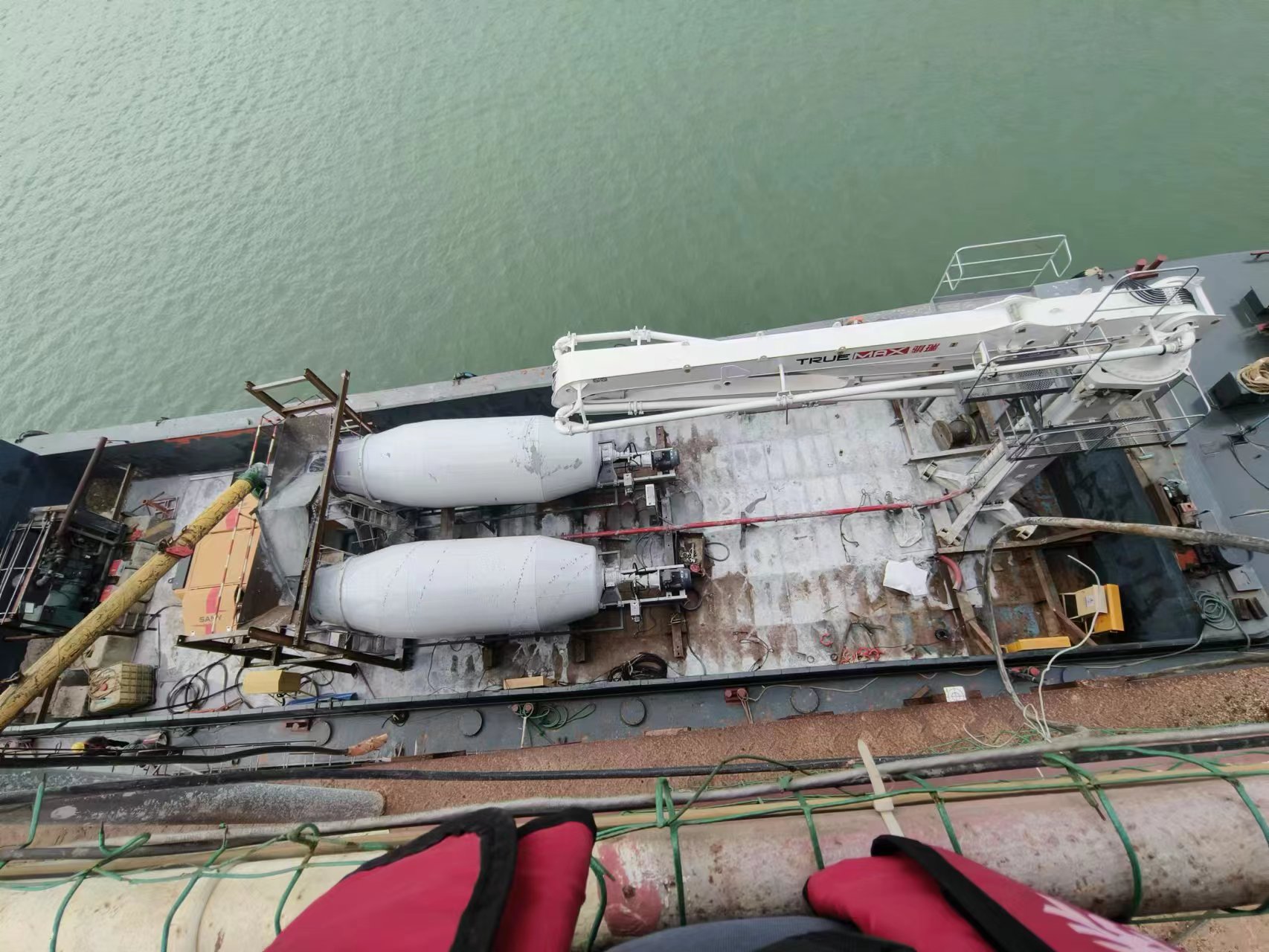 船載式布料機 船載式布料機